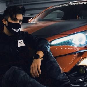 Meet your Posher, Thomas